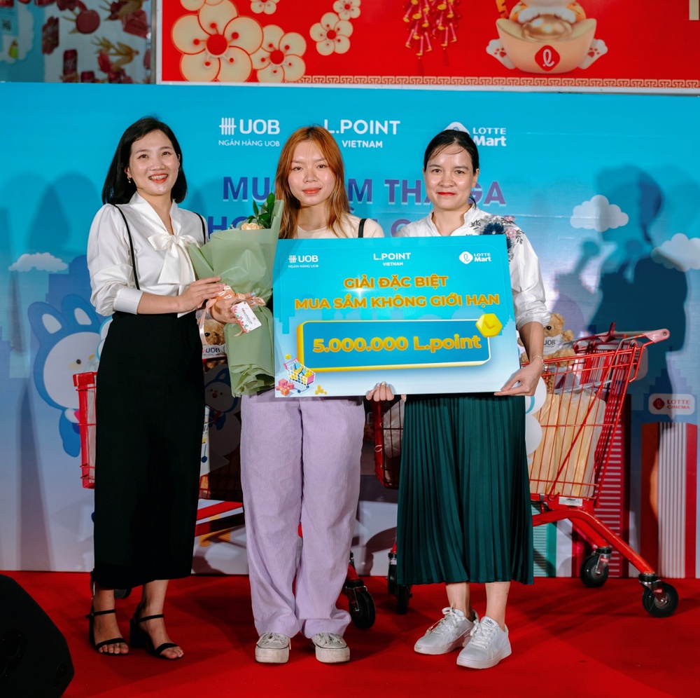 Mua sắm thả ga, ho&agrave;n tiền cực đ&atilde; với ưu đ&atilde;i lớn cho chủ thẻ UOB-L.POINT - Ảnh 2.