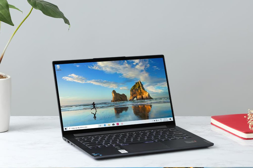 Tuần lễ laptop Lenovo: Giảm giá đến 4 triệu đồng tại Thế Giới Di Động - Ảnh 1.