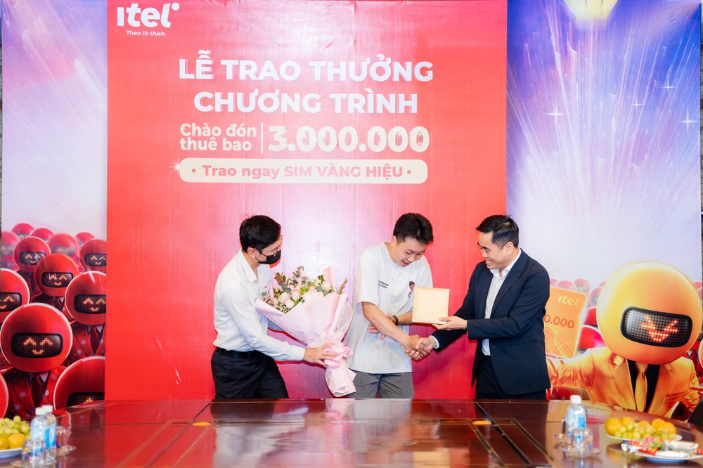 Trao giải mừng 3 triệu thuê bao – iTel tặng giải thưởng Sim Vàng trị giá 300.000.000 đồng - Ảnh 2.