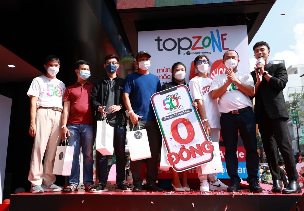 Hơn cả cột mốc 50 cửa hàng, TopZone muốn đòi lại công bằng cho fan Apple tại Việt Nam - Ảnh 1.