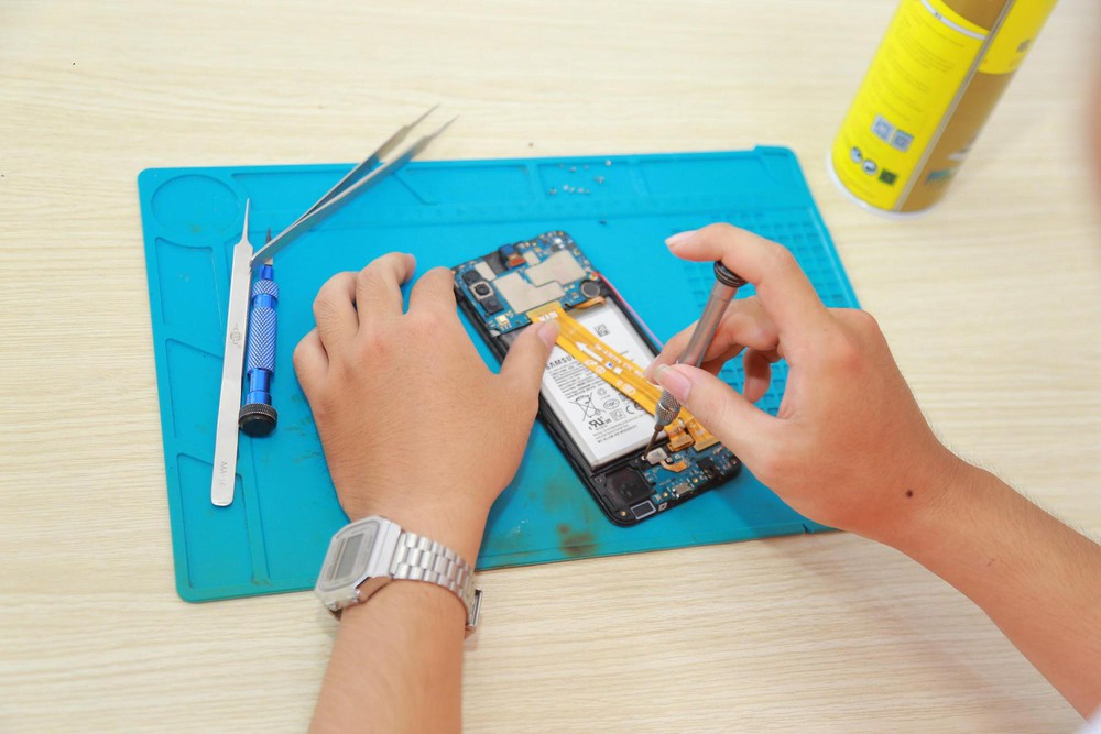 Thanh Trang Mobile địa chỉ sửa chữa điện thoại uy t&iacute;n với gi&aacute; phải chăng - Ảnh 2.