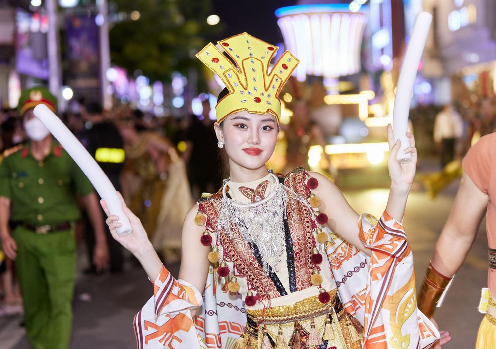 Ngày 3-4/8, thương hiệu Carnival đường phố “bùng nổ” tại Hà Nam - Ảnh 5.