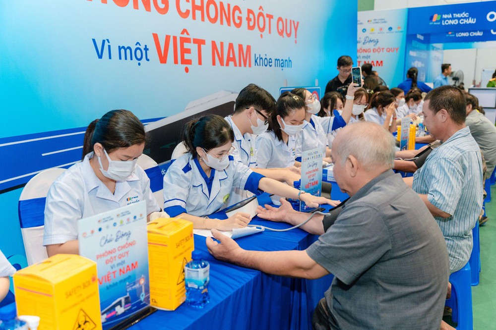 Long Châu được Forbes Việt Nam vinh danh trong Top 50 Doanh nghiệp Dẫn đầu về ESG 2026 - Ảnh 4.
