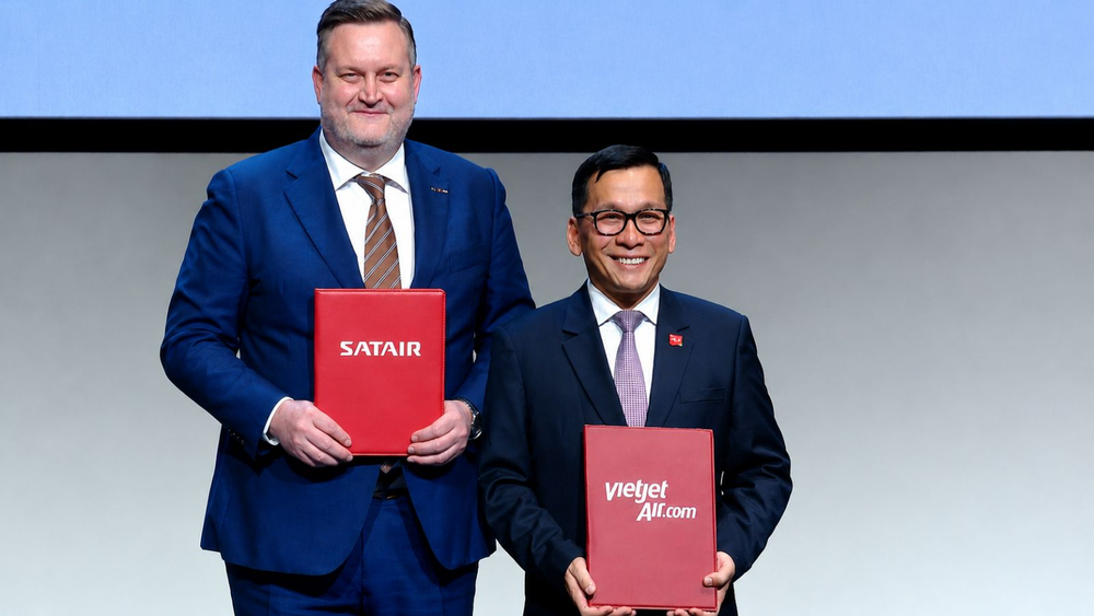 Vietjet và Satair trao Thoả thuận chiến lược phát triển chuỗi cung ứng hàng không tại Vietnam- Ảnh 1.