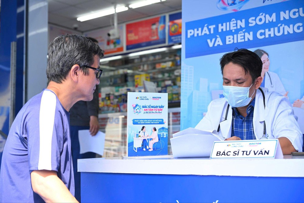 Bác sĩ đồng hành 1:1 tư vấn sức khỏe miễn phí tại Long Châu- Ảnh 4.