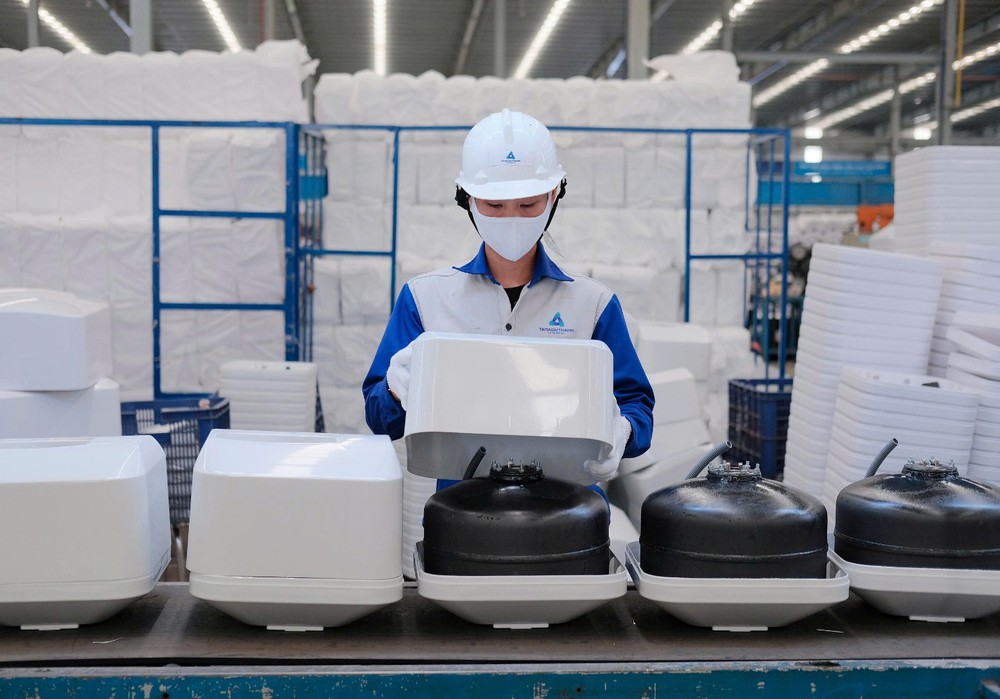 Bình nước nóng cao cấp Rossi giữ niềm tin người Việt bằng cách nào?- Ảnh 1.