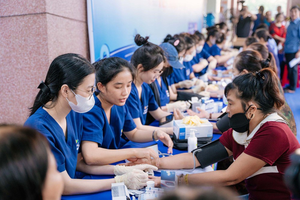 Long Châu, Bayer Việt Nam nối dài sứ mệnh giảm gánh nặng đột quỵ trong cộng đồng- Ảnh 5.