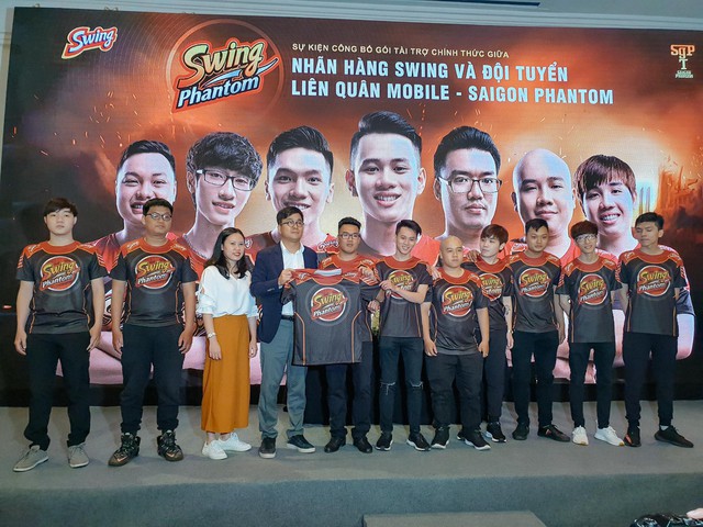 Saigon Phantom - Nhà vô địch Đấu Trường Danh Vọng mùa xuân 2018 chính thức đổi tên mới Swing Phantom - Ảnh 5.