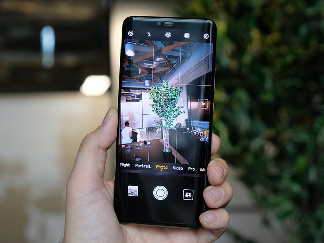 Huawei Mate 20 Pro nhận nhiều phản hồi tích cực từ các tạp chí công nghệ danh tiếng - Ảnh 3.
