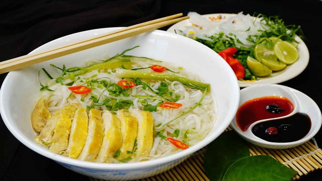 Chỉ cần 25 phút để ăn hết các quán ngon nức tiếng khắp Hà Nội với GrabFood - Ảnh 1.