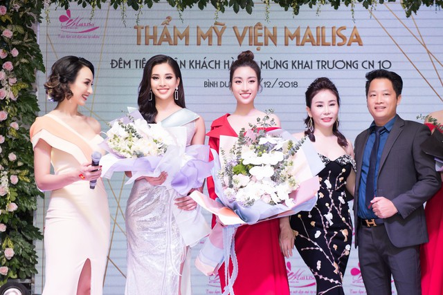 Hoa hậu Đỗ Mỹ Linh lấy trọn ánh mắt người hâm mộ trong trang phục khoe vai trần gợi cảm - Ảnh 4.