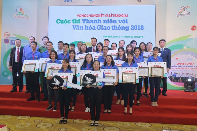 N&acirc;ng cao nhận thức văn h&oacute;a giao th&ocirc;ng cho thanh ni&ecirc;n - Ảnh 4.