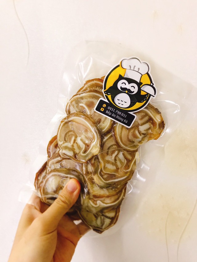 “Sốt xình xịch” với bánh bao vỏ vàng siêu độc đáo mới xuất hiện tại Hà Nội - Ảnh 6.