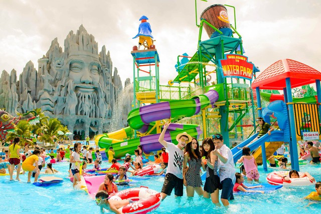 Suối Ti&ecirc;n tưng bừng đ&oacute;n Gi&aacute;ng sinh v&agrave; năm mới 2019 với chuỗi sự kiện ấn tượng c&ugrave;ng nhiều ưu đ&atilde;i bất ngờ - Ảnh 7.