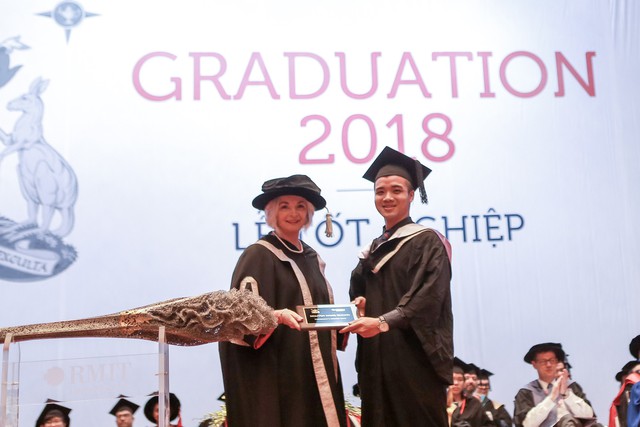 Sinh vi&ecirc;n xuất sắc RMIT 2018: Hướng tới cộng đồng v&agrave; theo đuổi đam m&ecirc; - Ảnh 2.