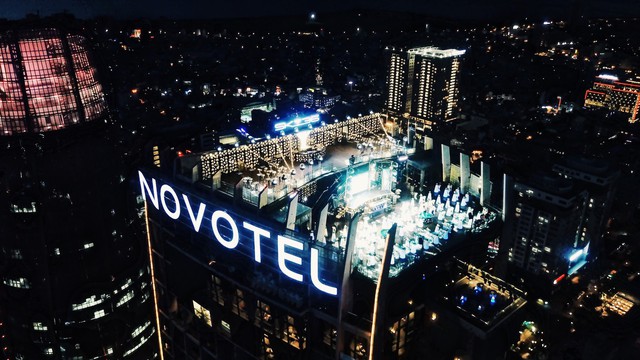 SKY36 thắp sáng bầu trời Đà Nẵng trong đêm sự kiện 2019 New Year Celebration - Ảnh 3.