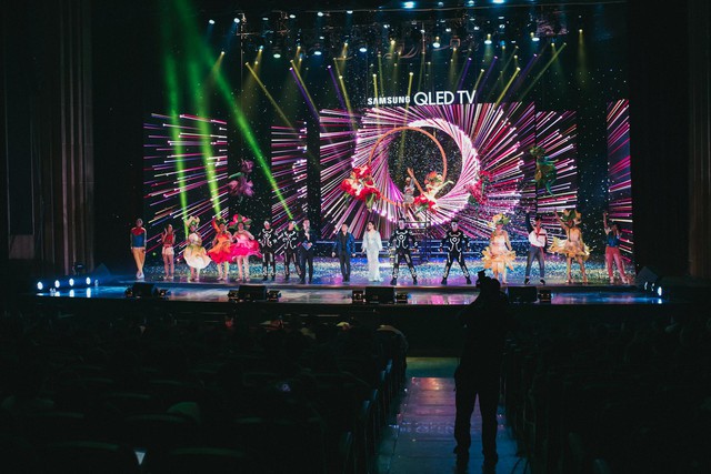 Trải nghiệm công nghệ đỉnh cao và tận hưởng bữa tiệc âm nhạc đầy màu sắc trong Samsung Q Concert 2018 - Ảnh 29.