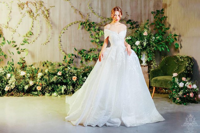 Cô dâu trong đám cưới khủng ở Nam Định đặt 3 váy cưới hàng trăm triệu từ thương hiệu đã thiết kế cho Lan Khuê - Ảnh 5.
