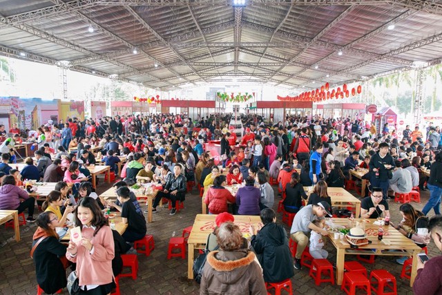 Khi lễ hội ẩm thực ch&acirc;u &Aacute; kh&ocirc;ng chỉ c&oacute; đồ ăn ngon - Ảnh 1.