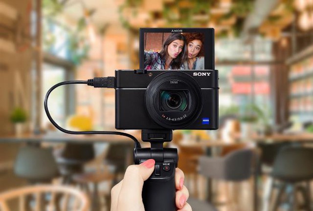 Gợi &yacute; 3 items c&ocirc;ng nghệ đ&aacute;ng đồng tiền b&aacute;t gạo để bạn tự thưởng cho bản th&acirc;n sau 1 năm trầy da tr&oacute;c vảy - Ảnh 3.