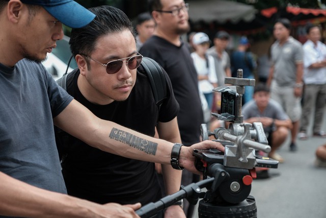 Hậu trường phim Tết: &ldquo;Đem y&ecirc;u thương về đ&oacute;n Tết&rdquo; được quay ho&agrave;n to&agrave;n bằng Huawei Mate 20 Pro - Ảnh 6.