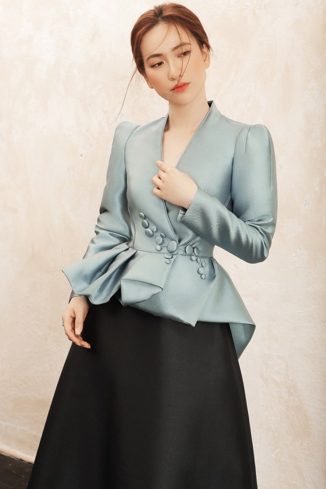 Sau “Chàng vợ của em”, Phương Anh Đào đầy xinh đẹp, cuốn hút trong BST từng xuất hiện trên Vogue của PHUONG MY - Ảnh 3.