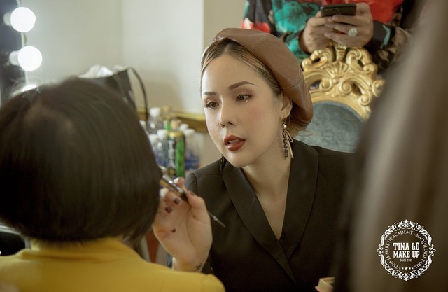 Công tác chuẩn bị của Tina Le make up trước thềm Aquafina Tuần lễ Thời trang Quốc tế Việt Nam - Ảnh 7.