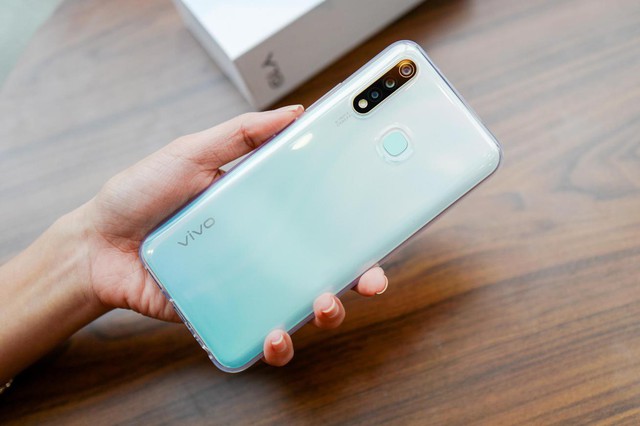 Đập hộp dế mới từ vivo: Những l&yacute; do khiến Y19 &ldquo;ph&aacute; lưới thị trường smartphone gi&aacute; phổ th&ocirc;ng - Ảnh 7.