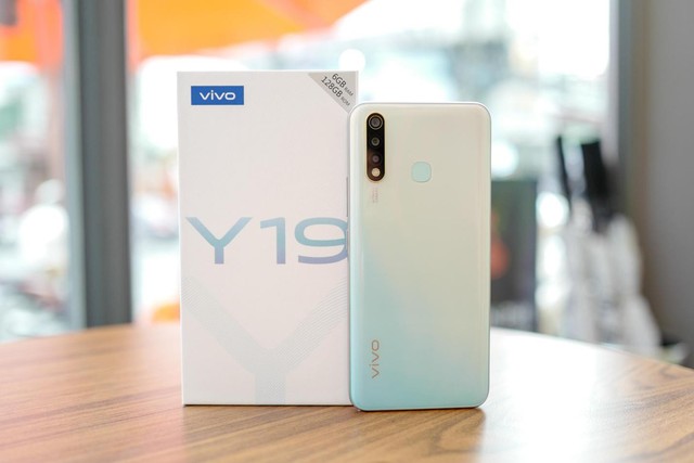 Đập hộp dế mới từ vivo: Những lý do khiến Y19 “phá lưới thị trường smartphone giá phổ thông - Ảnh 1.