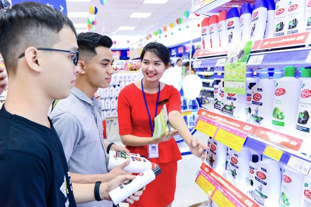 Những người h&ugrave;ng thầm lặng g&oacute;p sức phủ xanh Việt Nam - Ảnh 4.