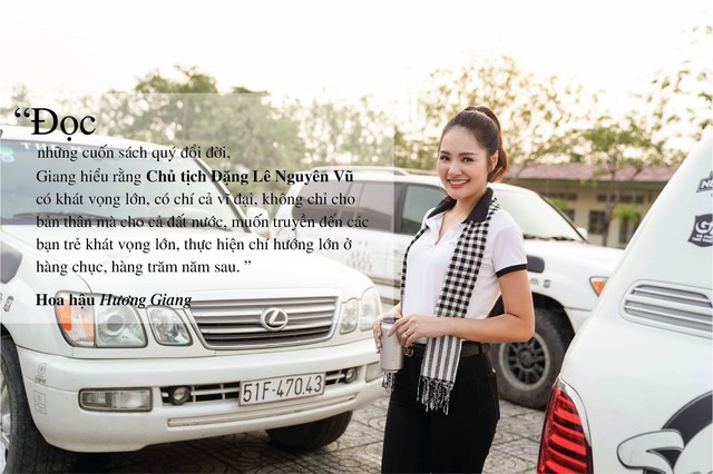 Những câu nói ấn tượng của người đẹp Việt khi tặng sách tại Đồng bằng Sông Cửu Long - Ảnh 3.