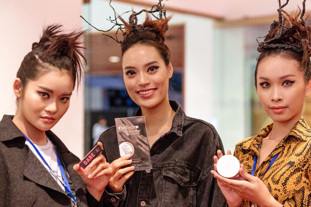 Mỹ phẩm Missha nổi bật và “chiếm sóng” tại Aquafina Vietnam International Fashion Week 2019 - Ảnh 5.