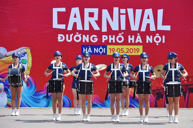 Sun World đồng hành cùng Hà Nội tổ chức Carnival đường phố chào mừng “65 năm giải phóng Thủ đô” - Ảnh 4.