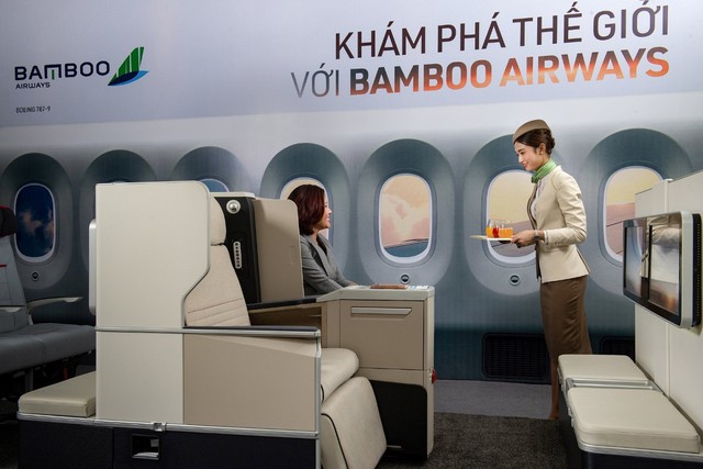 Giải m&atilde; dịch vụ đắt gi&aacute; tr&ecirc;n khoang m&aacute;y bay Hạng Thương gia - Ảnh 2.