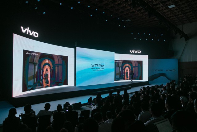 Vivo V17 Pro chinh phục Noo Phước Thịnh v&agrave; d&agrave;n fashionista Việt ngay khi ra mắt với th&ocirc;ng điệp mới lạ - Ảnh 1.