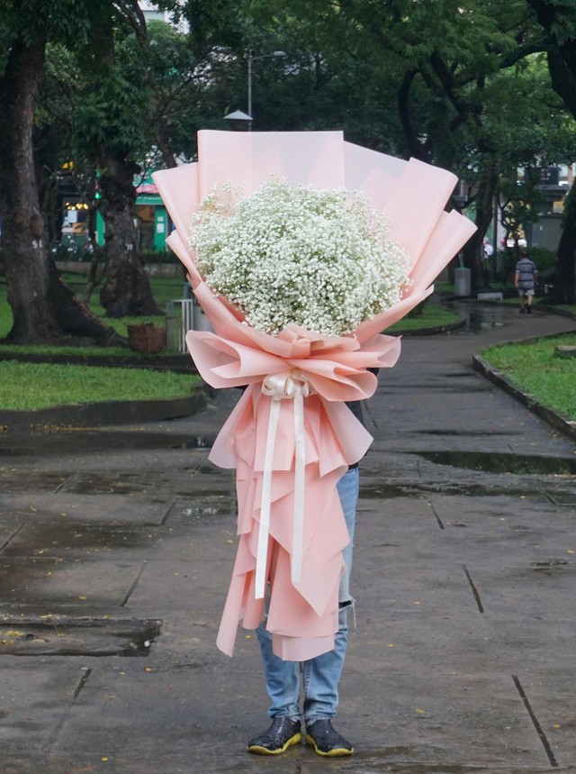 Hoa Online 24/7: tiết lộ xu hướng hoa “siêu to khổng lồ dành tặng phái nữ ngày 20/10 - Ảnh 3.