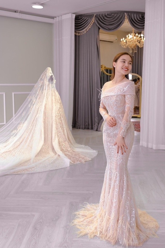 Sau Đông Nhi, Bảo Thy, đến lượt Giang Hồng Ngọc thử váy trước thềm đám cưới - Ảnh 11.