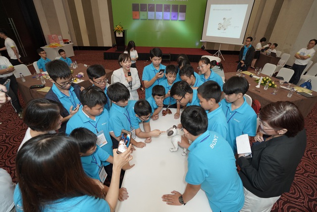 Học sinh Đà Nẵng lần đầu trải nghiệm công nghệ cảm biến MESH từ Sony - Ảnh 2.