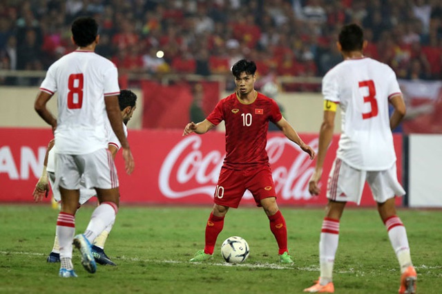 FPT Play trực tiếp trận Việt Nam vs Thái Lan: Oan gia ngõ hẹp - Vòng loại World Cup 2022 - Ảnh 1.