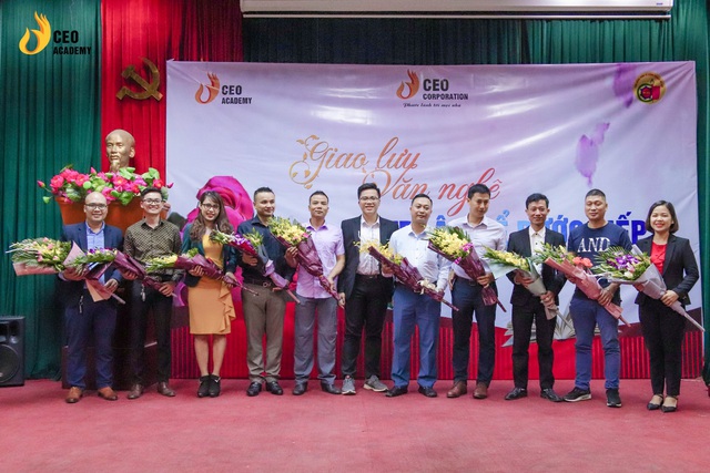 B&agrave;i ph&aacute;t biểu chạm đến tr&aacute;i tim sinh vi&ecirc;n của gi&aacute;m đốc trường Doanh Nh&acirc;n CEO Việt Nam - Ảnh 3.