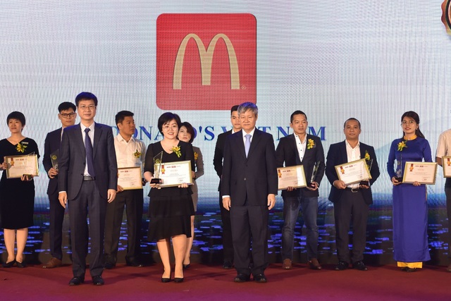 McDonald’s liên tục 2 năm lọt Top 100 Sản phẩm – Dịch vụ Tin & Dùng - Ảnh 1.