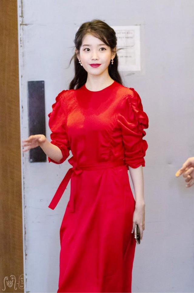 Chớp nhanh cơ hội sắm h&agrave;ng hiệu gi&aacute; ưu đ&atilde;i tại &ldquo;Pink Wednesday&rdquo; của labels: - Ảnh 1.