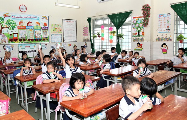 Thành phố Hồ Chí Minh chính thức khởi động chương trình Sữa học đường từ tháng 11/2019 - Ảnh 3.