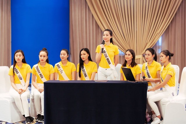 Nam Á Bank tư vấn kỹ năng xây dựng doanh nghiệp xã hội cho top 60 Hoa hậu Hoàn vũ Việt Nam 2019 - Ảnh 2.
