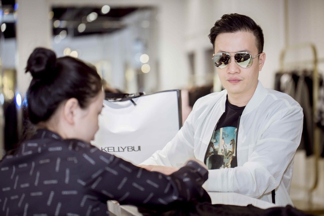 Dàn sao Việt hội ngộ khai trương cửa hàng mới của thương hiệu Kelly Bui - Ảnh 2.