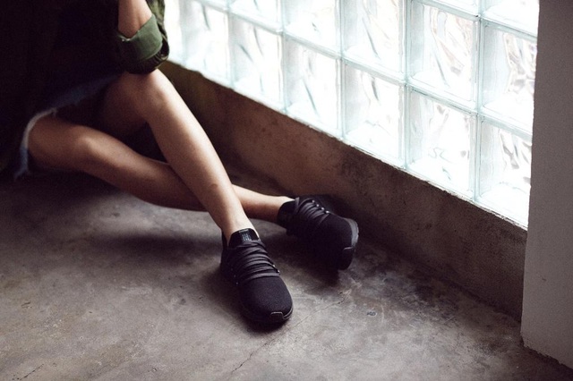 Mẫu giày made in Vietnam hứa hẹn sẽ khiến cộng đồng sneaker Việt “dậy sóng - Ảnh 1.