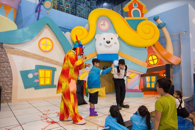Đi t&igrave;m một Gi&aacute;ng sinh ấm &aacute;p trong mơ tại Thị trấn tuyết Snow Town - Ảnh 5.