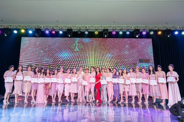 Gala CRD 2019 dạ tiệc hồng, tiệc tri ân khách hàng cuộc thi Miss CRD 2019 - Ảnh 8.
