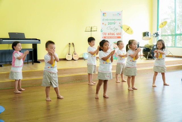 Học sinh Royal School rộn ràng chuẩn bị trước thềm Giáng sinh 2019 - Ảnh 4.