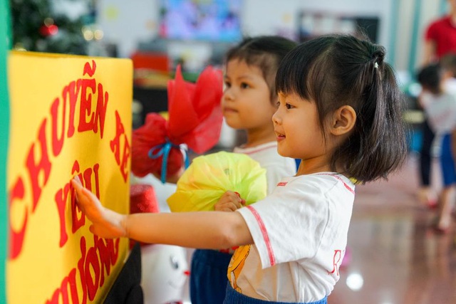 Học sinh Royal School rộn ràng chuẩn bị trước thềm Giáng sinh 2019 - Ảnh 5.